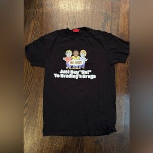 Full Send Just Say No to Bradley’s Drugs Size small tee
